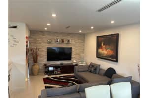 5516 Courtyard Dr #5516, Margate, FL 33063, Sold 06/07/22