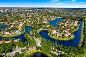 1142 Laguna Springs Dr, Weston, FL 33326, Sold 03/10/22