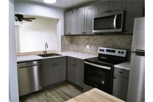 450 Paradise Isle Blvd APT 304, Hallandale Beach, FL 33009, Sold 05/20/22