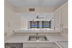5611 Coral Lake Dr #111, Margate, FL 33063, Sold 03/30/22