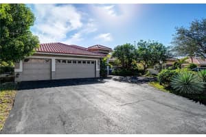 10112 NW 59th Ct, Parkland, FL 33076, Sold 03/09/22