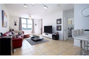 511 SE 5th Ave APT 913, Fort Lauderdale, FL 33301, Sold 04/19/22