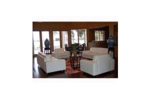 2820 N Oakland Forest Dr APT 207, Oakland Park, FL 33309, Sold 04/04/22