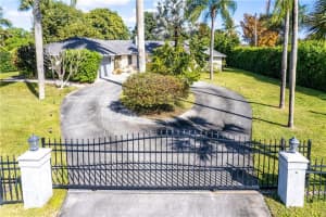 14391 SW 23rd St, Davie, FL 33325, Sold 04/06/22