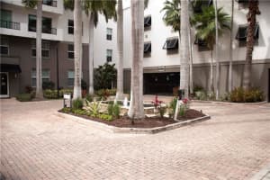 2421 NE 65th St APT 318, Fort Lauderdale, FL 33308, Sold 02/28/22