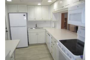 1609 N Riverside Dr APT 205, Pompano Beach, FL 33062, Sold 03/15/22