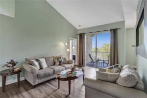 7085 Nova Dr APT 323, Davie, FL 33317, Sold 04/01/22