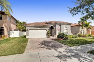 11853 SW 47th St, Cooper City, FL 33330, Sold 03/10/22