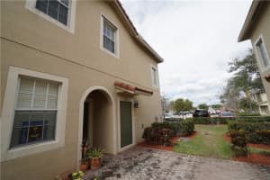9075 Preston Pl, Tamarac, FL 33321, Sold 04/01/22