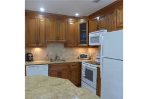 2617 SW Natura Ave, Deerfield Beach, FL 33441, Sold 04/01/22