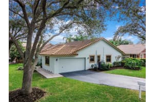 4811 NW 103rd Dr, Coral Springs, FL 33076, Sold 03/11/22