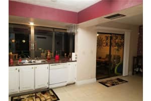 10324 NW 3rd St, Plantation, FL 33324, Sold 03/21/22