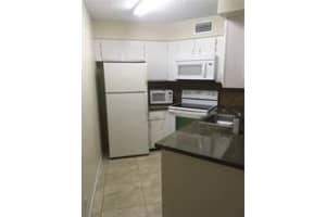 212 Lake Pointe Dr APT 310, Oakland Park, FL 33309, Sold 04/26/22