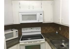 212 Lake Pointe Dr APT 310, Oakland Park, FL 33309, Sold 04/26/22