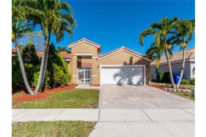 19853 SW 7th Pl, Pembroke Pines, FL 33029, Sold 04/01/22