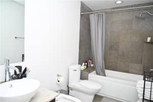 3029 NE 188th St APT 511, Aventura, FL 33180, Sold 04/05/22