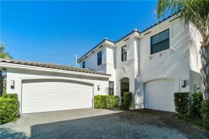 7152 Estero Dr, Lake Worth, FL 33463, Sold 05/16/22