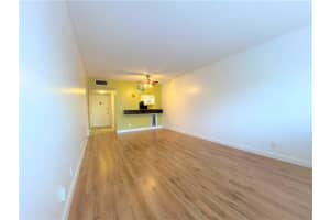 220 SW 9th Ave APT 320, Hallandale Beach, FL 33009, Sold 03/08/22