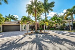 2750 NE 52nd St, Fort Lauderdale, FL 33308, Sold 03/29/22