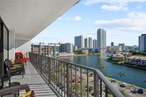 200 Leslie Dr APT 1030, Hallandale Beach, FL 33009, Sold 03/31/22