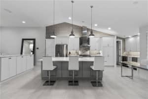 15590 Chandelle Pl, Wellington, FL 33414, Sold 08/31/22