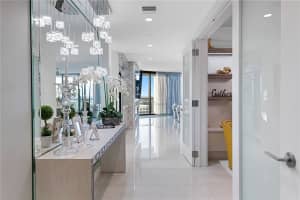 100 E Las Olas Blvd #2603, Fort Lauderdale, FL 33301, Sold 06/14/22