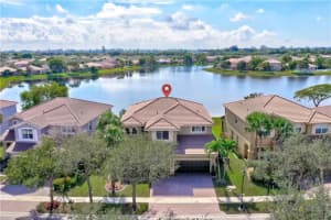 19388 Stonebrook St, Weston, FL 33332, Sold 03/21/22