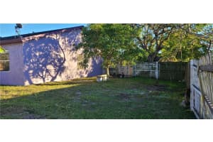 6201 Honeywood Way, Lake Worth, FL 33463, Sold 06/28/22