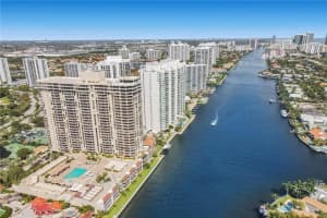 20191 E Country Club Dr APT 2005, Aventura, FL 33180, Sold 05/10/22