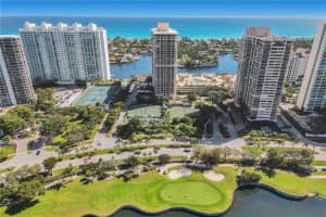 20191 E Country Club Dr APT 2005, Aventura, FL 33180, Sold 05/10/22