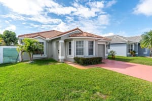 16540 NW 24th St, Pembroke Pines, FL 33028, Sold 04/01/22