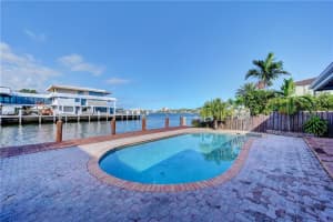 1725 SE 13th St, Fort Lauderdale, FL 33316, Sold 05/13/22