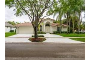 765 Bayside Ln, Weston, FL 33326, Sold 04/27/22