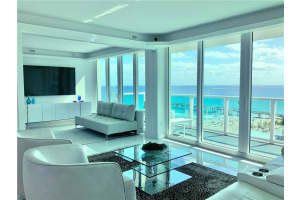 333 NE 21st Ave APT 1422, Deerfield Beach, FL 33441, Sold 04/22/22