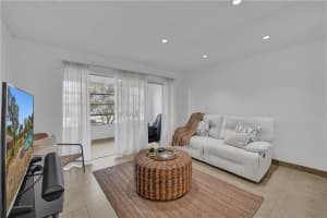 8856 W McNab Rd APT 204, Tamarac, FL 33321, Sold 03/30/22