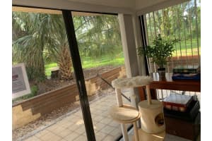 451 Ives Dairy Rd a 101, Miami, FL 33179, Sold 04/14/22