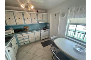 4401 NW 41st St APT 305, Lauderdale Lakes, FL 33319, Sold 05/03/22