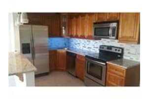 228 Hibiscus Ave APT 136, Lauderdale-By-The-Sea, FL 33308, Sold 04/21/22