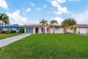 10603 NW 83rd St, Tamarac, FL 33321, Sold 03/31/22