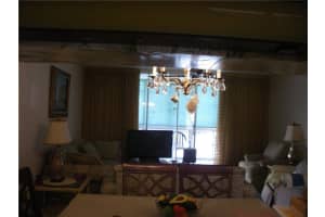 205 Se 11th Ter 207 Dania Beach, FL 33004 Sold 04/15/22