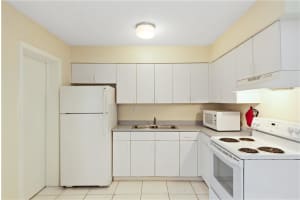 2702 Peer Ln #174, Delray Beach, FL 33445, Sold 03/17/22