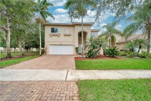 326 Gazetta Way, West Palm Beach, FL 33413, Sold 05/03/22