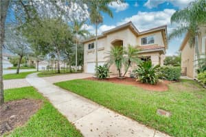 326 Gazetta Way, West Palm Beach, FL 33413, Sold 05/03/22