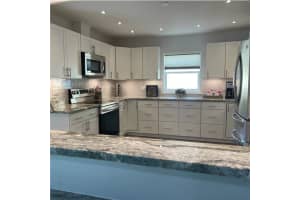 11418 NW 41st St, Coral Springs, FL 33065, Sold 03/24/22