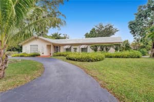 470 Petersburg Tr, Plantation, FL 33325, Sold 04/04/22