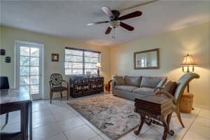 801 NE 18th Ct APT 310, Fort Lauderdale, FL 33305, Sold 04/05/22