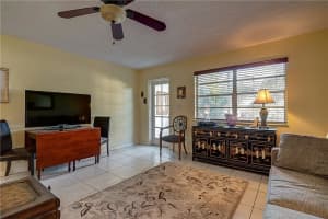 801 NE 18th Ct APT 310, Fort Lauderdale, FL 33305, Sold 04/05/22