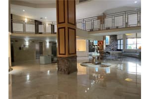 600 Parkview Dr APT 1124, Hallandale Beach, FL 33009, Sold 04/29/22