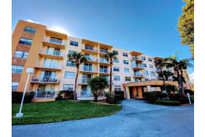 500 Executive Center Dr #3m, West Palm Beach, FL 33401, Sold 05/16/22