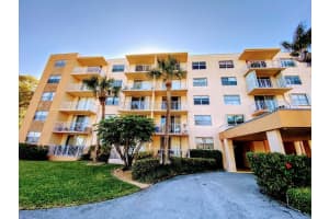500 Executive Center Dr #3m, West Palm Beach, FL 33401, Sold 05/16/22